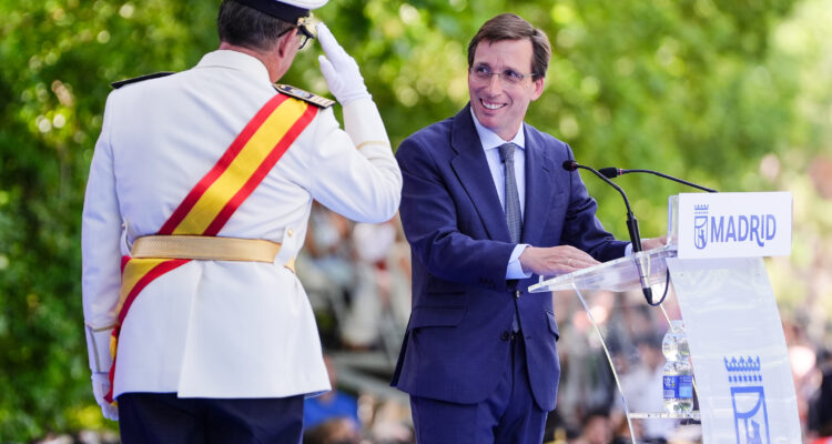 Almeida en actos con motivo de festividad de San Juan