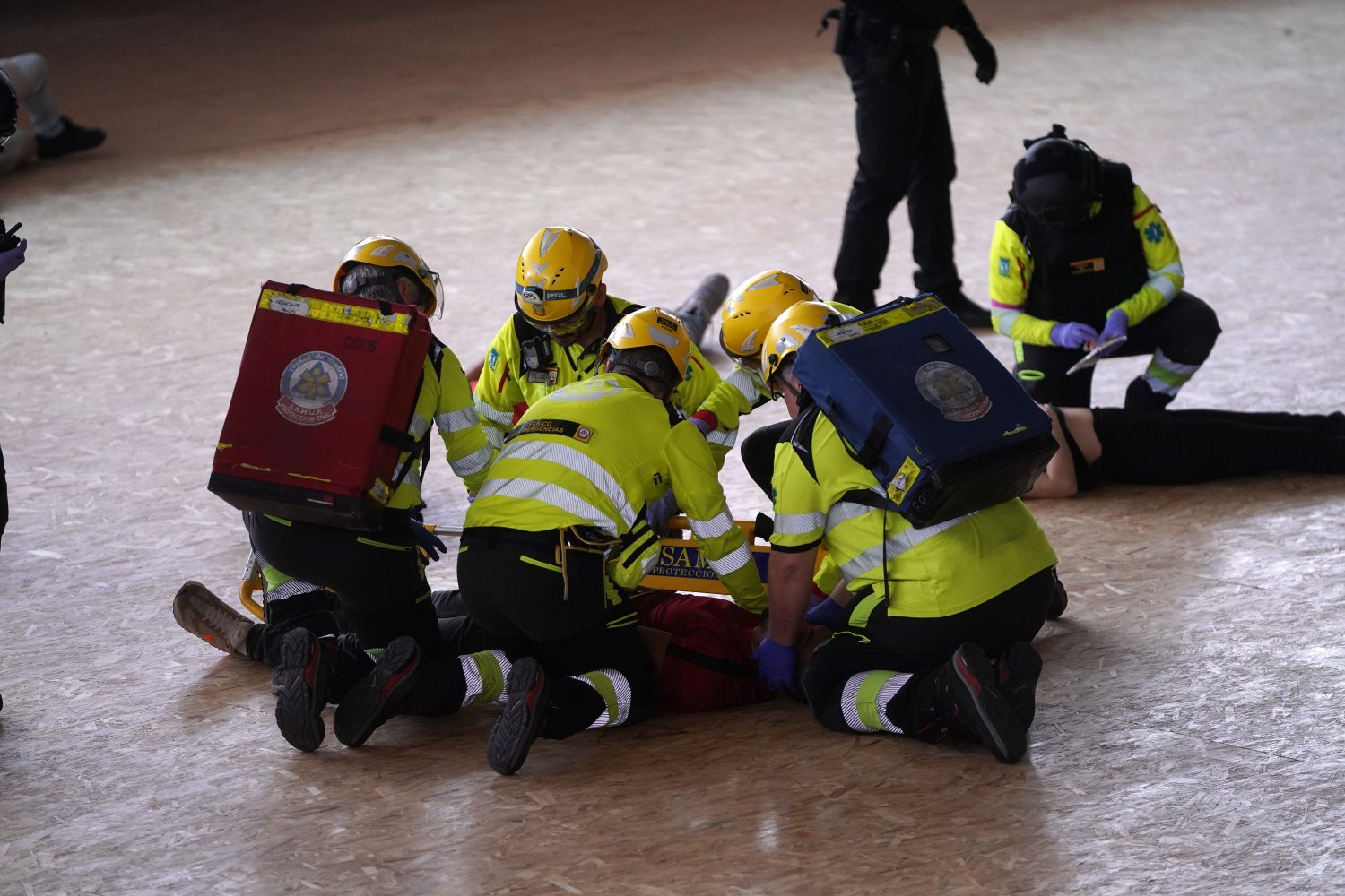 Simulacro formativo de las unidades especiales de seguridad de Policía Municipal y SAMUR-Protección Civil