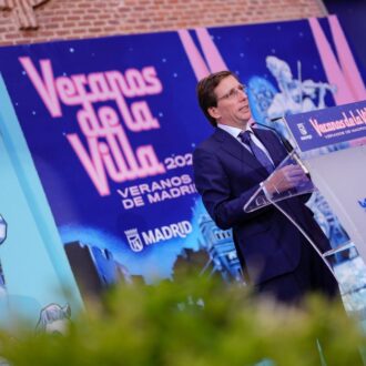 Almeida presenta la programación de Veranos de la Villa 2026