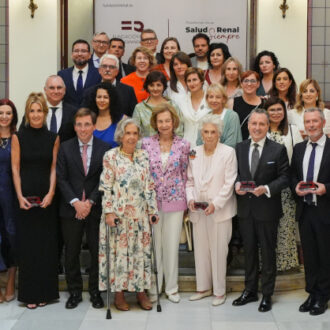 El I Premio a la Solidaridad Renal Íñigo Álvarez de Toledo de la Fundación Renal Española ha estado presidido por la reina Sofía