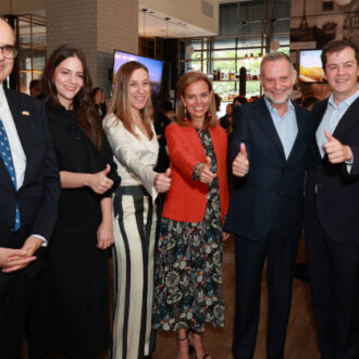 La concejala delegada de Turismo, Almudena Maíllo, participa en la presentación de la nueva ruta directa Madrid-Toronto de Iberia