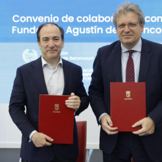 El delegado de Urbanismo, Medio Ambiente y Movilidad, Borja Carabante, firma un convenio de colaboración con la Fundación Agustín de Betancourt para la colaboración de EMT Madrid en la organización del World Infrastructure Forum (WIF)