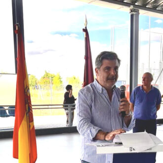 El concejal de Barajas, Juan Peña, ha participado en la cuarta edición de la Gala de Premios del Deporte del distrito
