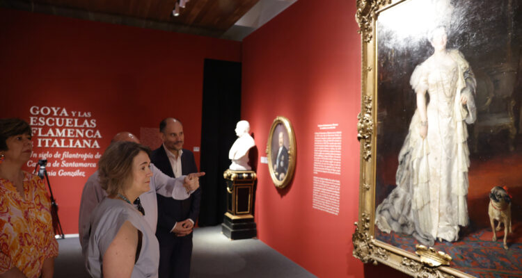La delegada de Cultura, Turismo y Deporte, Marta Rivera de la Cruz, visita la exposición ‘Goya y las escuelas flamenca e italiana. Un siglo de filantropía de Carlota de Santamarca y Antonia González’