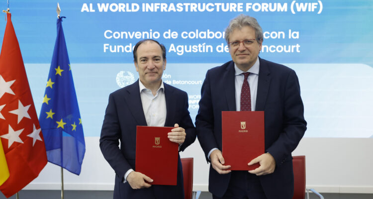 El delegado de Urbanismo, Medio Ambiente y Movilidad, Borja Carabante, firma un convenio de colaboración con la Fundación Agustín de Betancourt para la colaboración de EMT Madrid en la organización del World Infrastructure Forum (WIF)