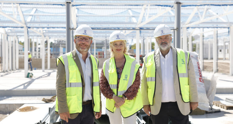 García Romero y Fernández visitan las obras del nuevo centro de acogida para personas sin hogar