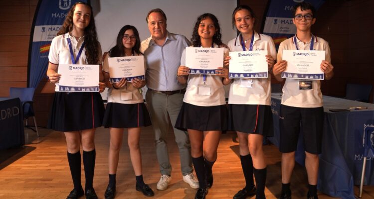 El primer premio ha sido para el grupo A del Colegio Esclavas del Sagrado Corazón de Jesús