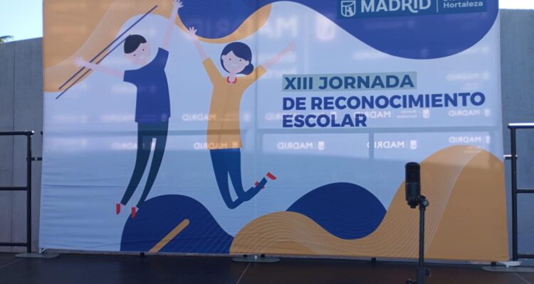 Cartel del XIII Acto de Reconocimiento Escolar de Hortaleza