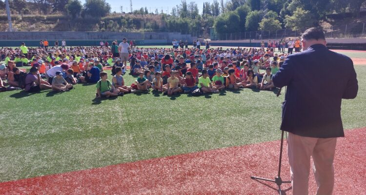 El concejal del distrito, Nacho Pezuela, ha inaugurado la IX Jornada de Inclusión Deportiva