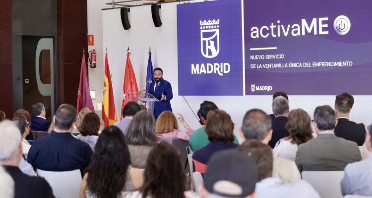 Niño en momento de su intervención en la presentación de 'activaME'