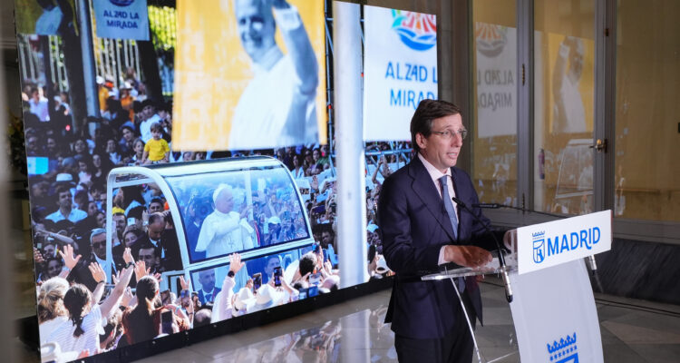 Almeida ofrece una rueda de prensa tras el viaje apostólico del papa a Madrid