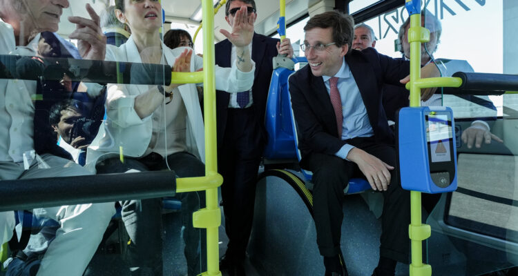 El alcalde de Madrid, José Luis Martínez-Almeida, participa en la presentación del circuito MADRING