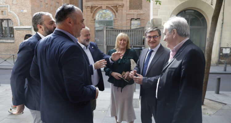 Participantes en la presentación del Plan Rehabilita Madrid 2026