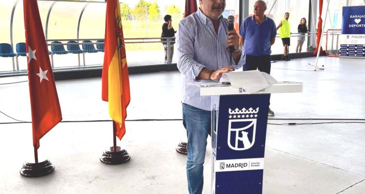Peña, en la cuarta edición de la Gala de Premios del Deporte del distrito