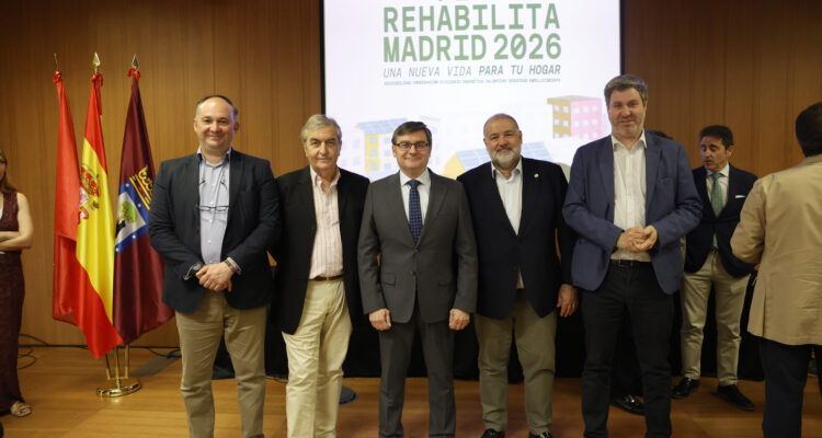 Pezuela, Herráiz, González, Ramos y González durante la presentación del Plan Rehabilita Madrid 2026