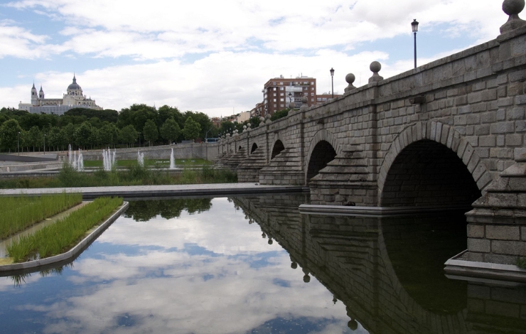 Imagen del Puente de Segovia, uno de os símbolos del distrito de Latina