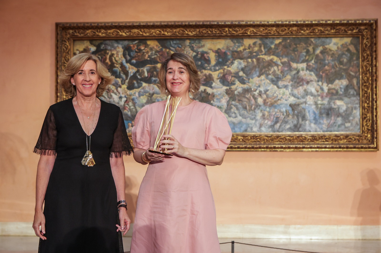 Rivera de la Cruz recoge el Premio Arte y Empresa de ARS Magazine por la restauración de El Capricho