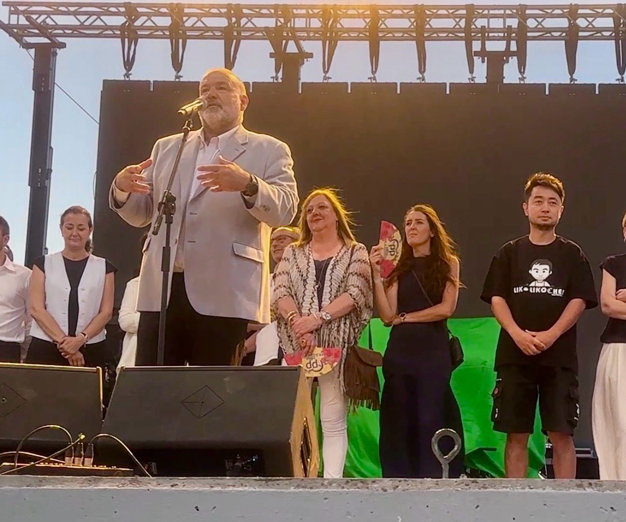 El concejal de Vicálvaro, Ángel Ramos, en el inicio de las fiestas del distrito
