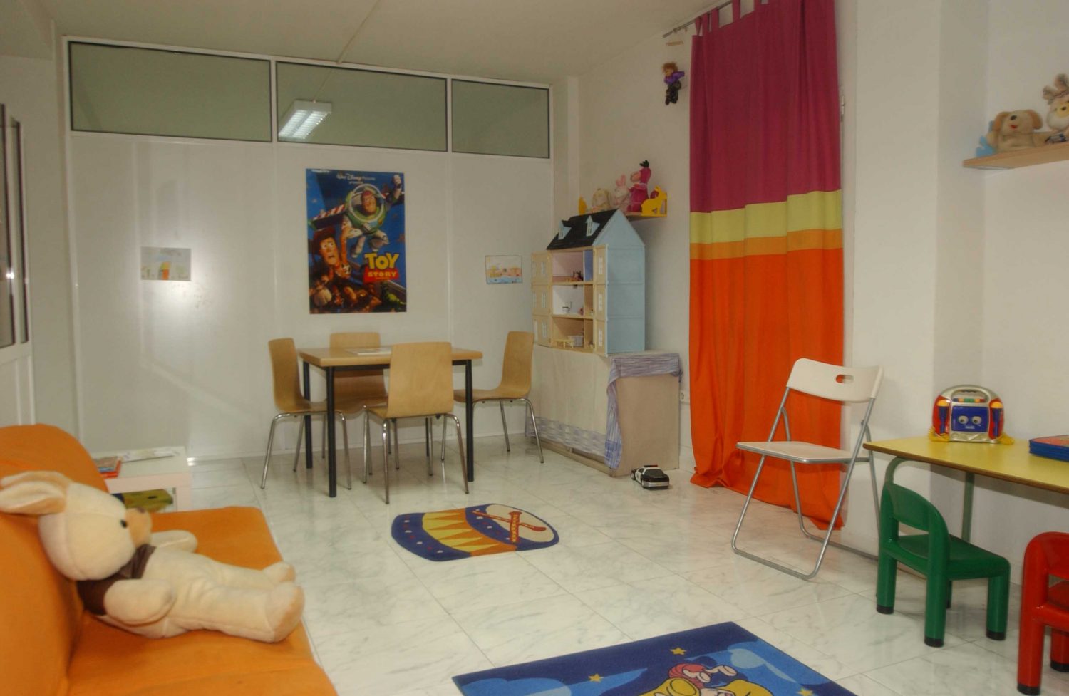 Imagen de archivo de un Punto de Encuentro Familiar