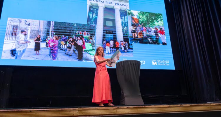 La concejala delegada de Turismo, Almudena Maíllo, ha presentado hoy la tercera edición de ‘Madrid en la pantalla’ y el mapa cultural ilustrado ‘Nuevas comedias madrileñas’