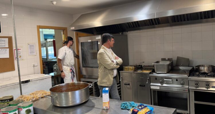 Martínez Páramo visita el 'Urban Camp' en Las Rozas