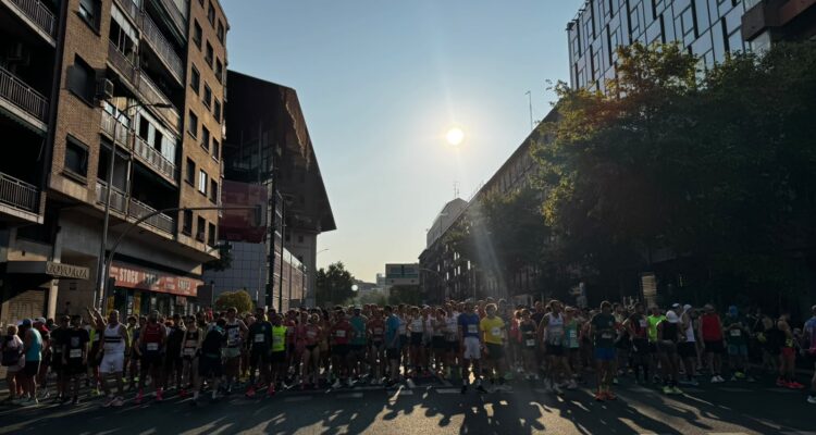 Línea de salida de la carrera del XLIV Trofeo de San Lorenzo en Lavapiés