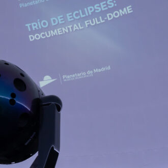 Presentación en el Planetario de Madrid de la película inmersiva Trío de eclipses