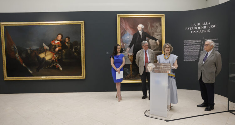 La delegada de Cultura, Turismo y Deporte, Marta Rivera de la Cruz, participa en la presentación del nuevo espacio de la Real Academia de Bellas Artes de San Fernando que acogerá un retrato de George Washington