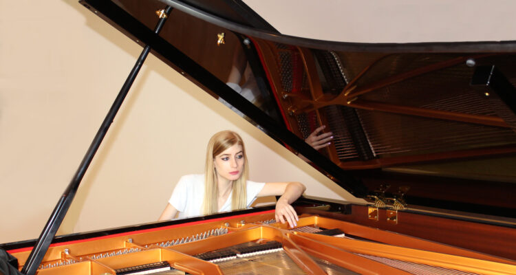 La pianista Kelly Moran. ©Sophie Leetmaa