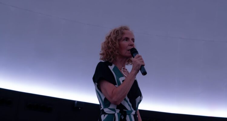 Presentación en el Planetario de Madrid de la película inmersiva Trío de eclipses