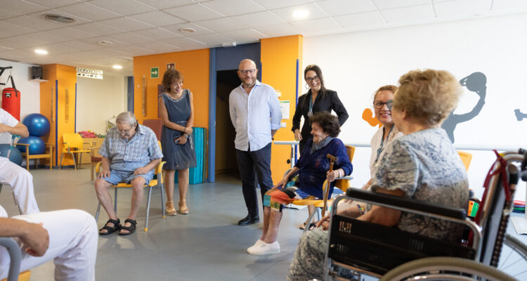 Fern&aacute;ndez en Centro de D&iacute;a Pamplona, donde se lleva a cabo el programa de respiro familiar