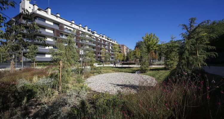 Nueva zona verde de la Subestación Melancólicos