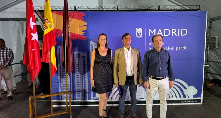 El concejal del distrito Fuencarral-El Pardo, José Antonio Martínez Páramo junto a la concejala de Chamartín, Yolanda Estrada, y el delegado de Urbanismo, Medio Ambiente y Movilidad, Borja Carabante