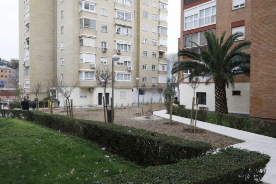 Espacio interbloque en el barrio de Canillas, Hortaleza