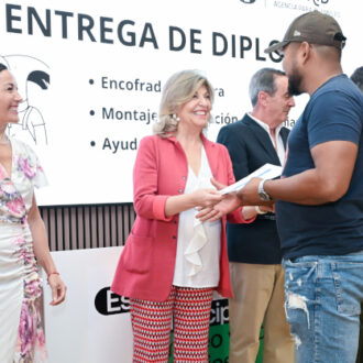 Hidalgo ha entregado los diplomas a 36 alumnos de tres itinerarios formativos de la Escuela Municipal de Empleo Verde y Oficios (EMEVO)