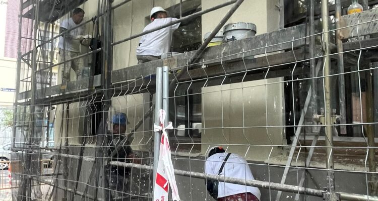 Obras de conservación y mantenimiento que el distrito está ejecutando en el CEIP Fernando el Católico