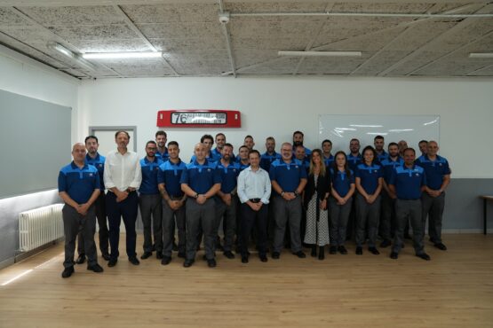Imagen de la nueva promoción de conductores de EMT Madrid
