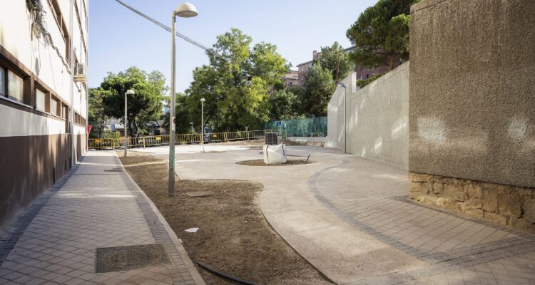 Zona de obras de regeneración del Poblado Dirigido de Fuencarral