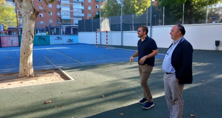 Pezuela visita las obras de mantenimiento del CEIP Sainz de Vicuña