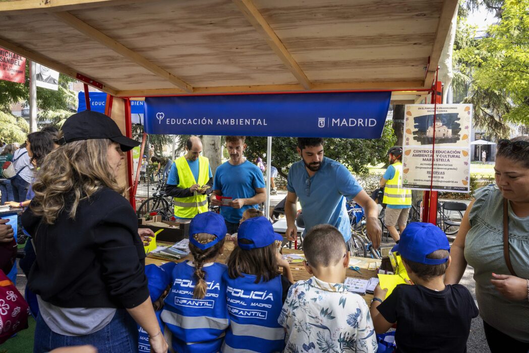 Imagen de archivo. Niños participando en actividades de la Fiesta de la Movilidad 2024