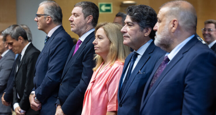 La vicealcaldesa de Madrid y delegada de Seguridad y Emergencias, Inma Sanz, preside la entrega de despachos de la XIV promoción de inspectores de Policía Municipal de Madrid