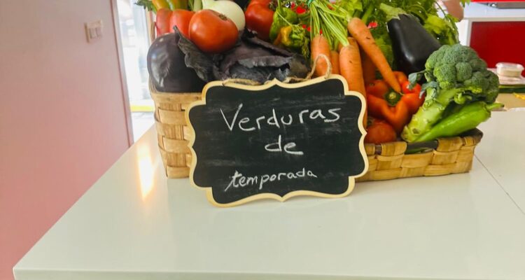 Cesta de verduras