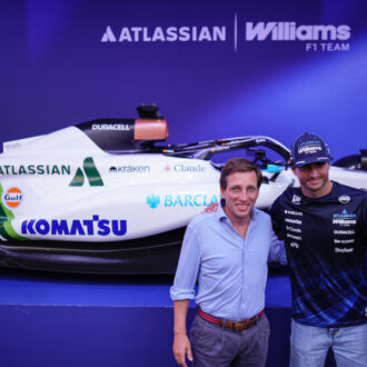 Almeida, en la presentación del monoplaza de Atlassian Williams F1 Team en la plaza del Callao