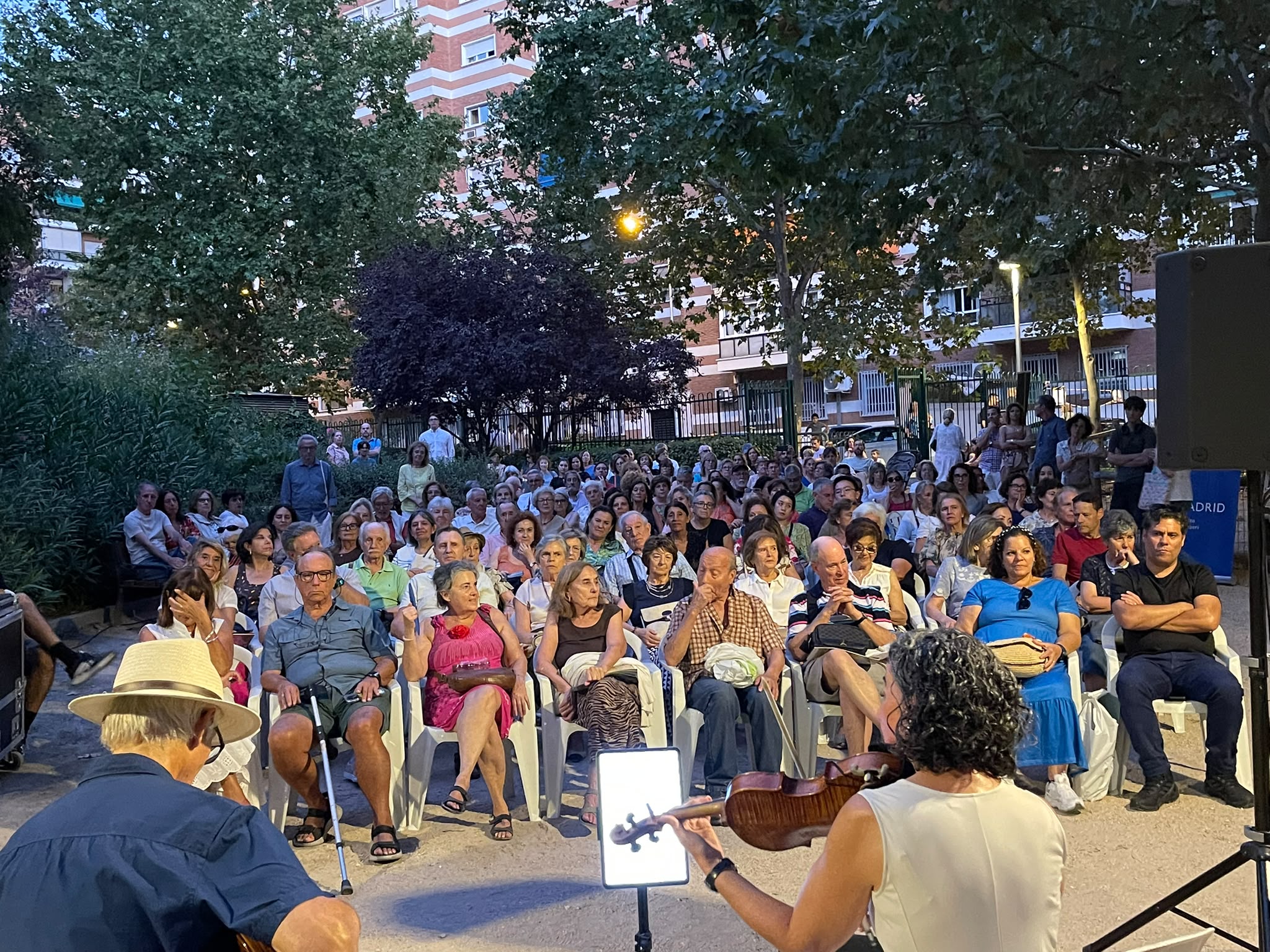 El grupo Clazzic Jazz actuando en Chamberí