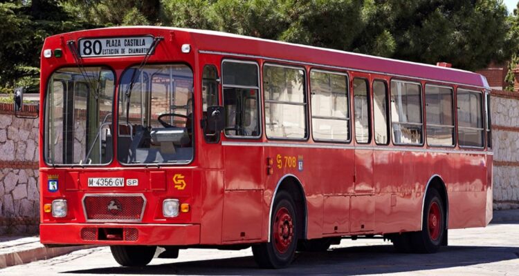 Modelo Pegaso 6038 del año 1980 participante en la SEM