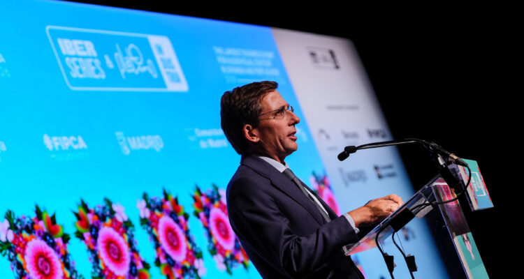 José Luis Martínez-Almeida en la inauguración de la sexta edición de Iberseries & Platino Industria