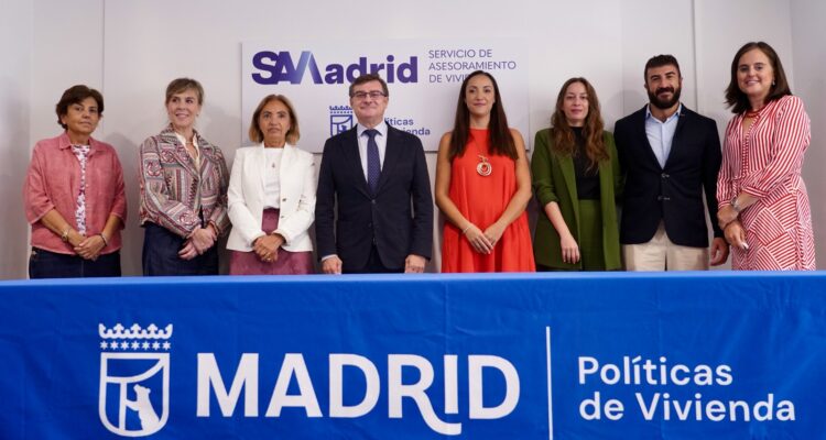 El delegado de Políticas de Vivienda y presidente de la Empresa Municipal de la Vivienda y Suelo de Madrid (EMVS Madrid), Álvaro González, en la II Jornada Informativa del Servicio de Asesoramiento de Vivienda (SAV Madrid)