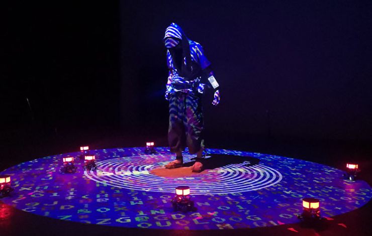 The Clusters, del artista japonés NAO