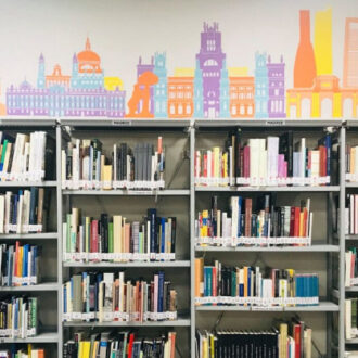 Imagen de archivo de una biblioteca pública municipal