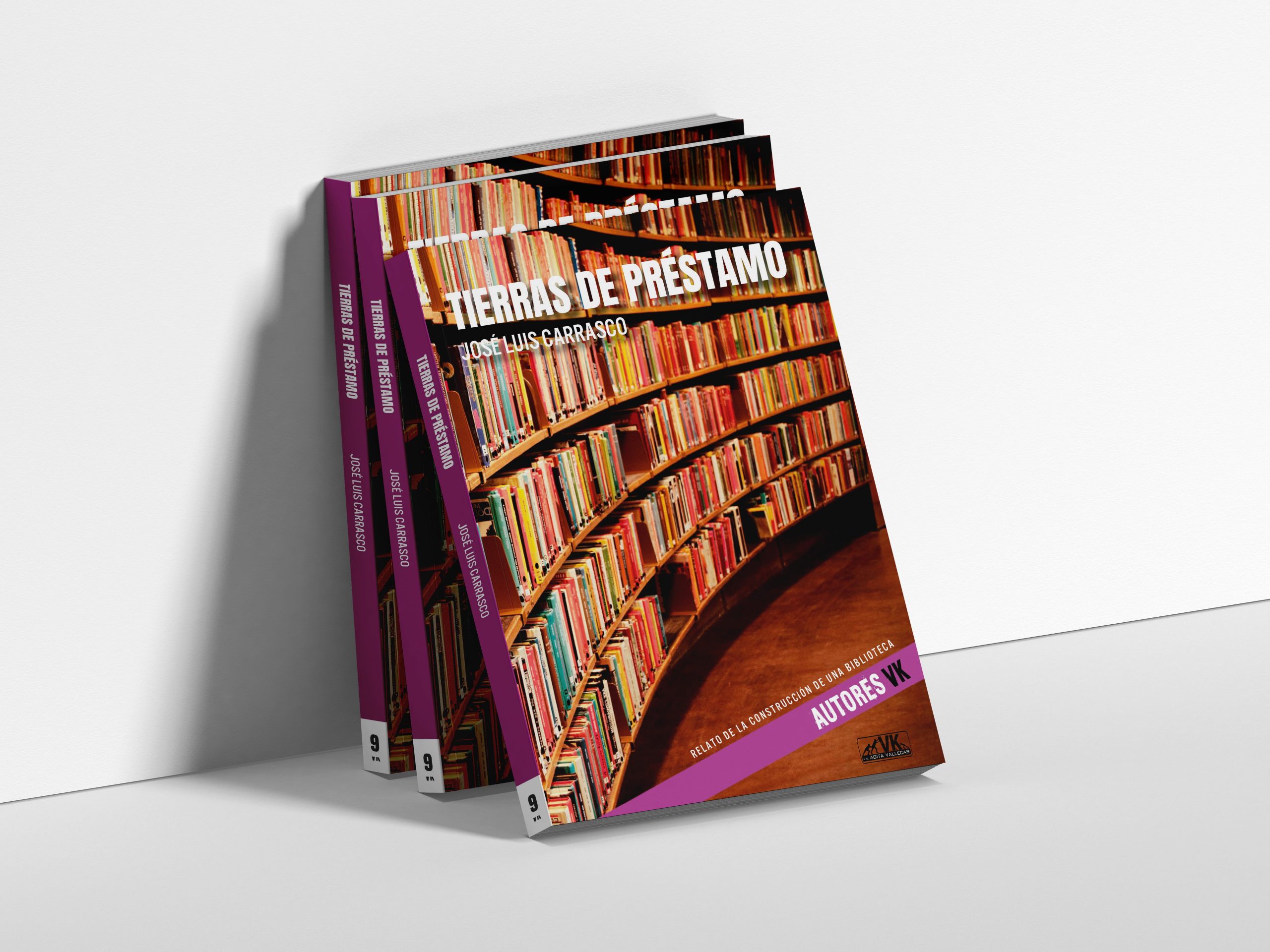 Ejemplares de 'Tierras de préstamo', de José Luis Carrasco